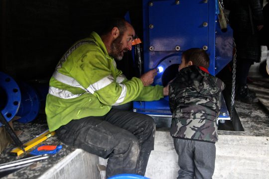 a worker at Apple Juice hydro